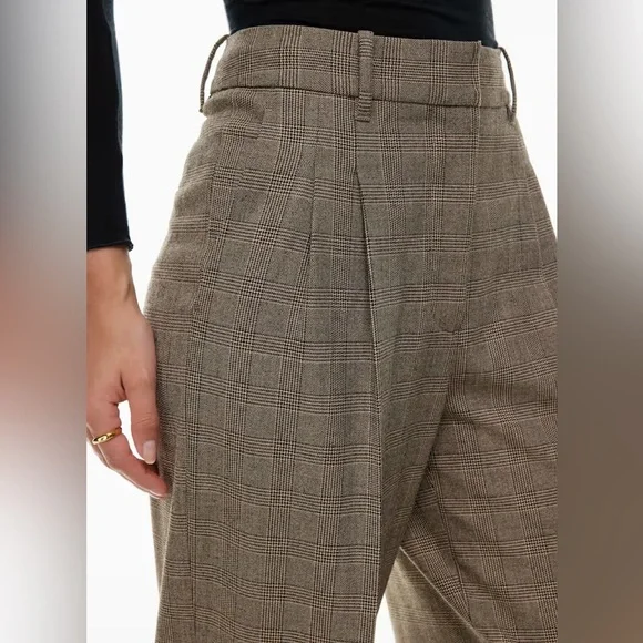 Aritzia Brown Effortless Pant - Picture 5 of 15